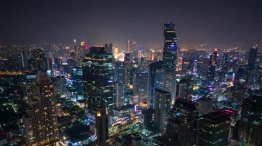 Bangkok, Tayland şehir merkezinin gece zamanı.