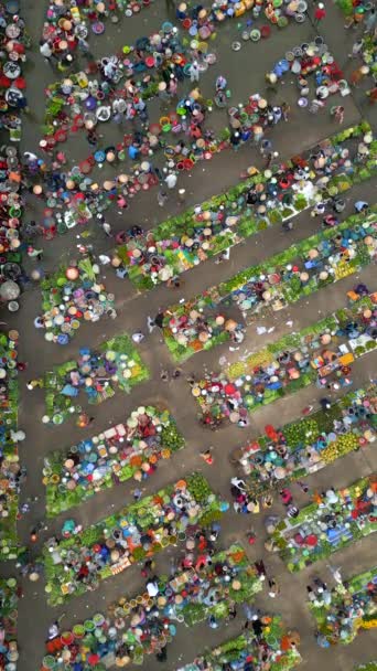 Вид Сверху Красочный Местный Открытый Фермерский Рынок Сельской Местности Вьетнама — стоковое видео
