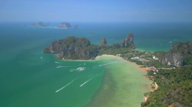 Tayland, Krabi 'deki Railay Yarımadası' nın havadan görünüşü.