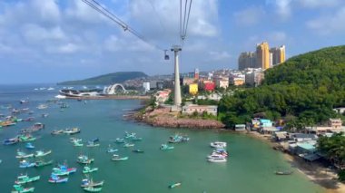 Teleferikten Vietnam 'daki Phu Quoc Adası' na.
