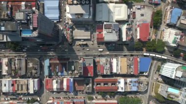 Kuala Lumpur, Malezya 'da gökyüzü manzarası ve sabah trafiği