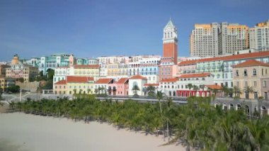 Phu Quoc Adası, Vietnam 'daki Sunset Town Plajı' nın hava manzarası.