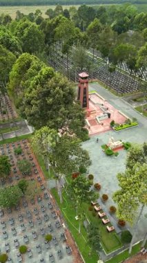 Cu Chi, Vietnam 'daki savaş mezarlığının havadan görünüşü