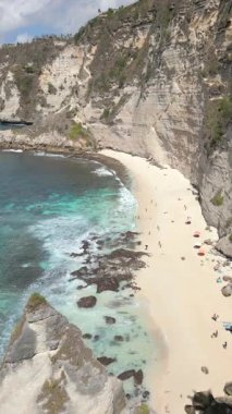 Nusa Penida Adası, Bali, Endonezya 'daki Elmas Plajı manzarası