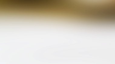 açık gri gradyan arkaplan.