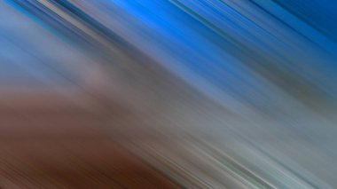 Tenis raketi tutan birinin bulanık fotoğrafı.