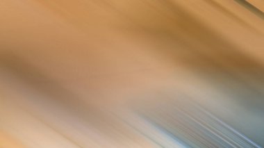 Kaykaylı birinin bulanık bir fotoğrafı.