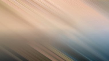 Gökyüzünde uçan bir uçağın bulanık fotoğrafı.