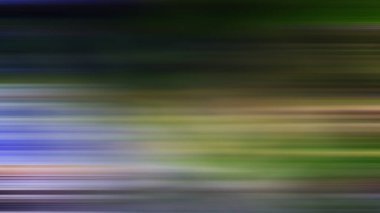 Kaykay süren birinin bulanık görüntüsü.