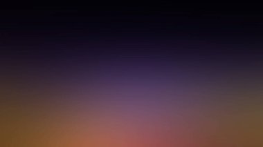 Suyun üzerinde uçan bir uçakla gün batımı