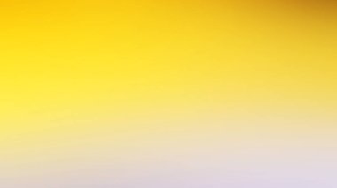 Sarı arka planda duran takım elbiseli ve kravatlı bir adam.