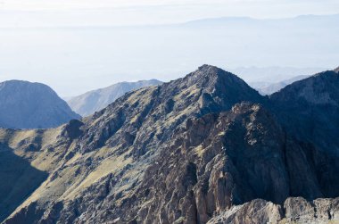 Güzel manzaralar, harika manzaralar, ve güzellik manzaraları, nehirler arasında geniş vadiler, vahşi ormanlar, güzel arka plan, güzel yerler ve yüksek Atlas Dağları Fas 'tan sihirli doğa.