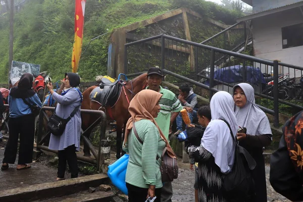 Tegal January 2023 Photograph Busy Crowded Visitors Entering Guci Hot — Stock Photo, Image