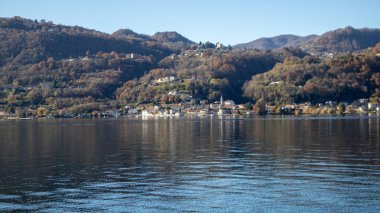 Orta San Giulio, ünlü resort Lake Orta, İtalya, Europe'nın doğu kıyısında