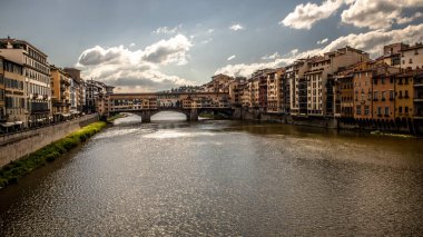 Floransa, İtalya 'daki güzel eski Arno kasabası.