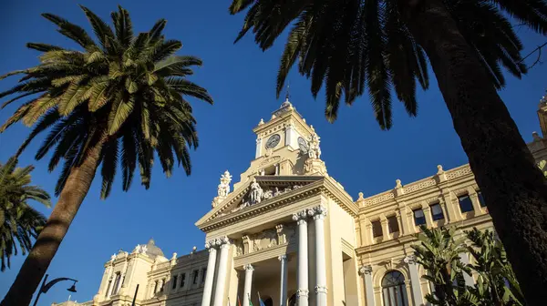 Valencia Katedrali 'nin ön cephesi