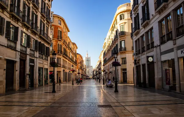Valencia, İspanya - 19 Şubat, 2017: Valencia, İspanya 'daki ünlü eski kasaba.