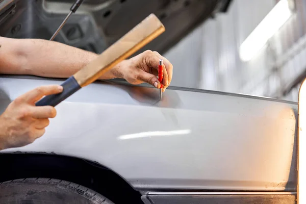 Remover Amassaduras Carro Tecnologia Pdr Reparação Corpo Carro Sem Pintura — Fotografia de Stock