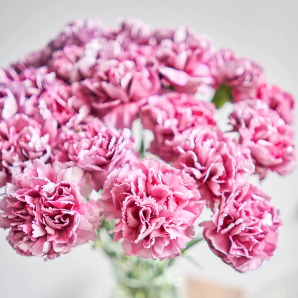 Vackra Rosa Hortensia Blommor Vas Ett Bord Bukett Med Ljusrosa — Stockfoto