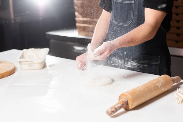Closeup Hand Chef Baker Uniform Blue Apron Cutting Pizza Kitchen — стоковое фото