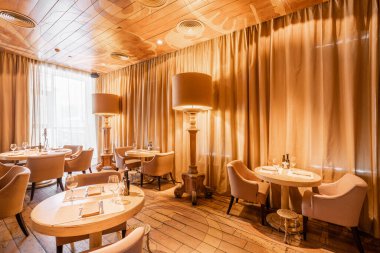 Nizhny Novgorod, Rusya - Şubat 08 2020. Bocconcino Pizzeria. Restoranın içinde. İtalyan mutfağı restoranı. Modern Avrupa restoranı. Yüksek kalite fotoğraf