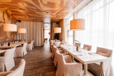 Nizhny Novgorod, Rusya - Şubat 08 2020. Bocconcino Pizzeria. Restoranın içinde. İtalyan mutfağı restoranı. Modern Avrupa restoranı. Yüksek kalite fotoğraf