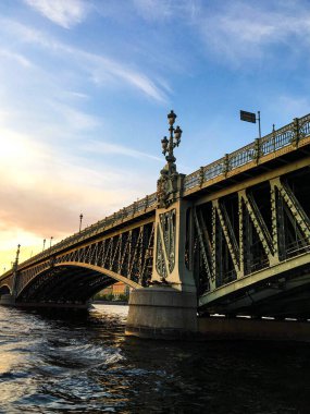 Akşamları Aziz Petersburg.