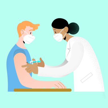 Doktor ve hasta ffp2 kn95 koruyucu beyaz yüz maskesi takıyor. Genç kadın doktor, hastanın koluna şırınga aşılıyor. Aşı aşısı. Coronavirus covid-19 'a karşı uluslararası aşı kampanyası.