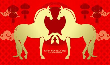 Çin zodyak atları, doğu arka planında fenerlerle çiftleşir. Kırmızı arka planda iki altın at silueti. 2026 yılının Çin yeni yılı tebrik kartı..