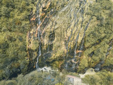 Nepal 'de şelale, en iyi şelale, Annapurna' da şelale.