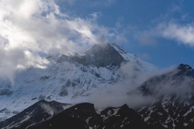 Nepal 'deki Dağ, Annapurna Saha Kampı, Machapuchare Dağı, Annapurna Trekking, Nepal' de Seyahat, Nepal 'in Güzelliği