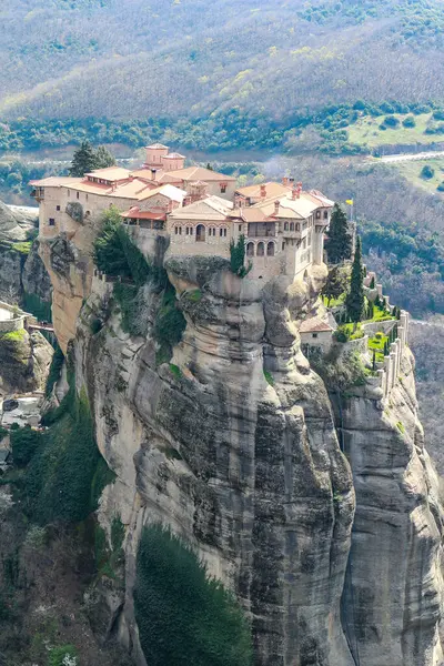 stock image Experience the divine tranquility and architectural marvels of Monastery Varlaam, nestled amidst the majestic cliffs of Meteora, Greece