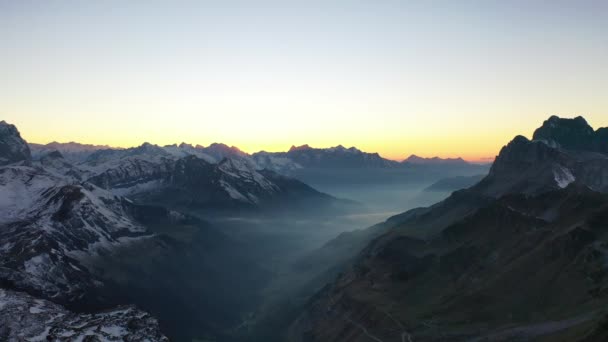 Great Aerial Footage Sunset Swiss Alps Klausenpass — Stock video