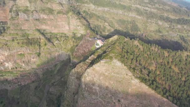 Pemandangan Udara Epic Atas Ngarai Pulau Madeira Portugal Pohon Pohon — Stok Video