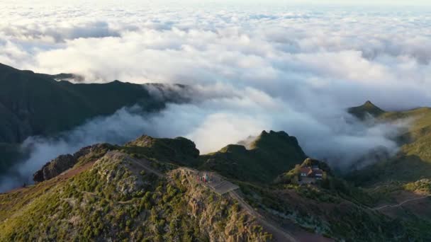 Breathtaking Aerial Footage Wonderful Sunset Highest Mountain Madeira Pico Ruivo — ストック動画