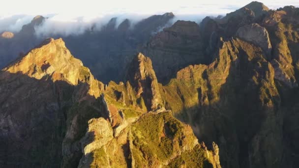 Stunning Aerial Footage Epic Golden Hour Sunrise Mountain Peaks Madeira — Stock Video