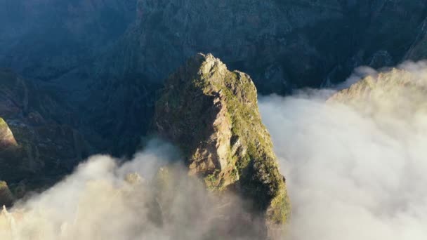 Nice Aerial Footage Ninho Manta Mountains Madeira Great Sunrise — Vídeo de Stock