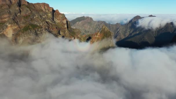 Amazing Aerial Footage Fog Mountains Madeira Epic Shots Breathtaking Spot — Vídeo de Stock