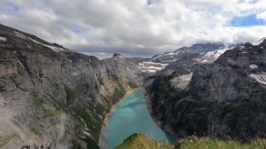 Amazing footage over the beautiful places in Switzerland. A wonderful 4K time lapse at the lake called Limmerensee.