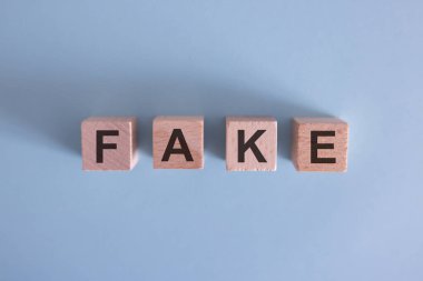Sahte haber kavramı. Bir gazete formuna 