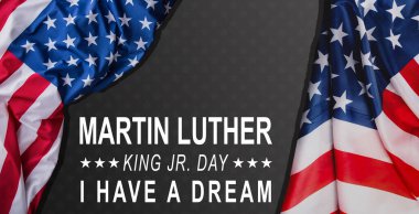 Arka planda Amerikan bayrağıyla MLK Günü 'nü kutluyoruz. Martin Luther King Jr. Günü 'nün vatansever arkaplanı. Hayali onurlandırıyorum.
