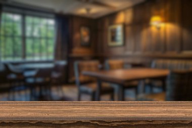 Boş ahşap masa üstü, arka planda ışıklar bokeh..