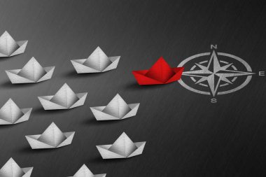 Pusula üzerindeki kırmızı kağıt tekne, küçük beyaz teknelerden oluşan bir filoya önderlik ediyor. İş Liderliği Konsepti. Ana akım ve Yönü Değiştirme 'den ayrılıyorum. Girişimci. İş Fırsatı