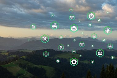 Çevre dostu taşımayı simgeleyen yeşil ormandaki hava manzaralı araba. Elektrikli sürüş modunda temiz ve seradan arındırılmış yeşil ulaşım kavramı.