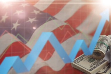 ABD 'de kriz, yükselen enflasyon, doların değer kaybı ve ekonomi. Amerikan bayrağıyla borsa ticaret grafiği zarar gördü. ABD ekonomisindeki durgunluk etkisi