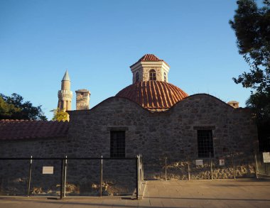 Mevlevi Lodge Müzesi Kaleii 'de bulunmaktadır. Antalya Mevlevihane Müzesi.