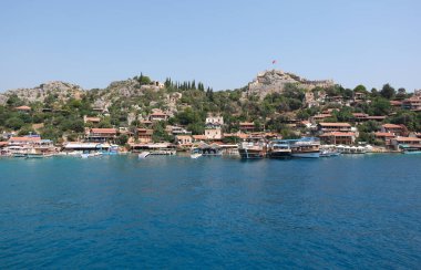  Tarihi Simena Kalesi ve Kaleky Yarımadası. Demre, Antalya Türkiye - Ağustos 2023: