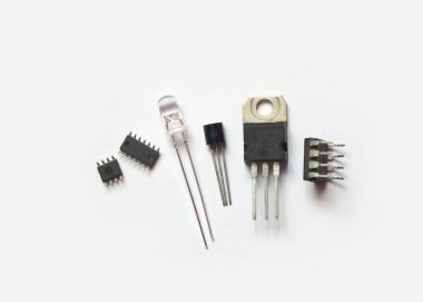Yarı iletken elektronik bileşenler. Entegre devreler, transistörler,.