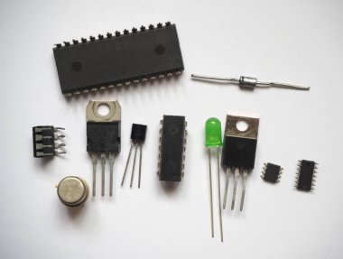 Elektronik bileşenler. İzole edilmiş yarı iletken elementler.