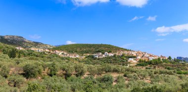 İspanya 'nın Tarragona kentindeki Els Limanı' nın eteklerinde bulunan Picturesque Village, Mas de Barberans